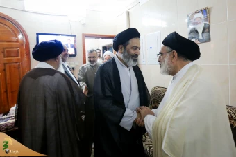 دیدار سرپرست حجاج ایرانی با نمایندگان بعثه های مراجع عظام درمدینه منوره 32
