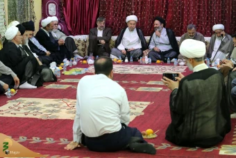 دیدار سرپرست حجاج ایرانی با نمایندگان بعثه های مراجع عظام درمدینه منوره 44