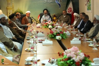 دیدار مسئولان بعثه های حج جمهوری اسلامی ایران و جمهوری عراق در مدینه + فیلم