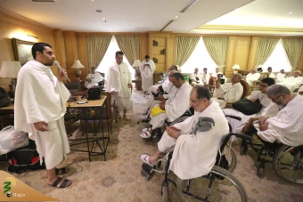 اعزام جانبازان به مکه 11
