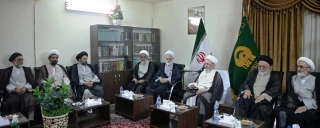 آیت‌الله العظمی سبحانی: نمازهای حرم رضوی تهمت‌های ناروا علیه شیعیان را خنثی خواهد کرد