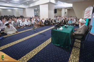 زائران ایرانی درشهادت نهمین امام در مکه به سوگ نشستند 2