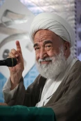 زائران ایرانی درشهادت نهمین امام در مکه به سوگ نشستند 7