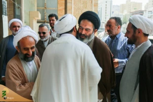 حجاج ایرانی: 

سلام ما را به «آقا» برسانید 2