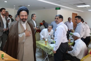 حجاج ایرانی: 

سلام ما را به «آقا» برسانید 4