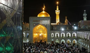تاریخ‌شناس ژاپنی در حرم مطهر رضوی مسلمان شد