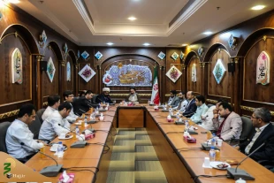 سرپرست حجاج ایرانی خطاب به اعضای کاروان نور:

با قرآن زندگی کنید 2