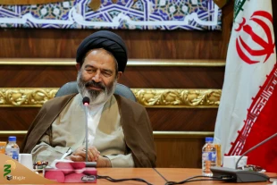 سرپرست حجاج ایرانی خطاب به اعضای کاروان نور:

با قرآن زندگی کنید 5