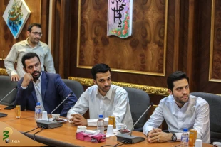 سرپرست حجاج ایرانی خطاب به اعضای کاروان نور:

با قرآن زندگی کنید 8