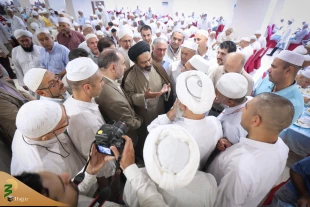 استقبال گرم زائران اهل سنت از سرپرست زائران ایرانی 11