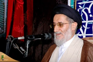 دعای عرفه تجلی عرفان و سیاست است