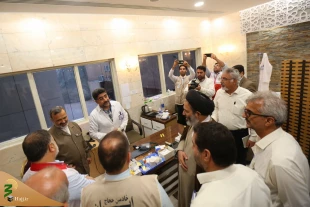 گزارش یک بازدید/ حضور گسترده حجاج ایرانی در نمازهای جماعت مساجد مکه 4