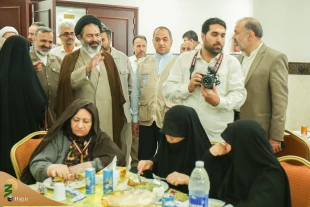 گزارش یک بازدید/ حضور گسترده حجاج ایرانی در نمازهای جماعت مساجد مکه 7