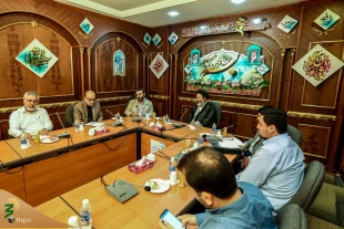 سرپرست حجاج ایرانی: 

در مسجدالحرام برای خبرنگاران شهید نماز می خوانیم 9