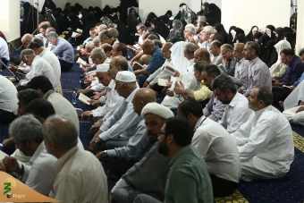 مراسم دعای ندبه در هتل ویولت 14
