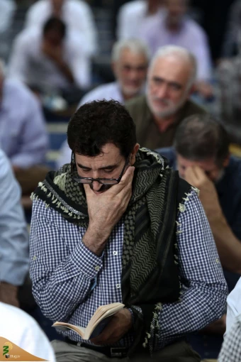 مراسم دعای ندبه در هتل ویولت 19