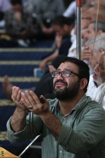 مراسم دعای ندبه در هتل ویولت 22