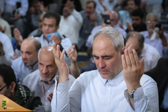 مراسم دعای ندبه در هتل ویولت 29