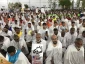 اقامة مراسم براءة المشركين في عرفات