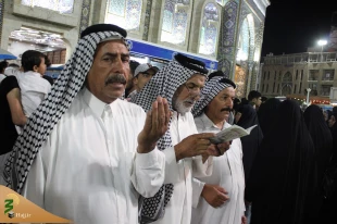 دعای شب عرفه زائران حسینی در کربلا 6