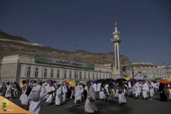 سرزمین منا و انجام اعمال حاجبان در عید قربان 19