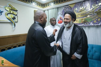دیدار علمای شیعی فعال در تانزانیا و بروندی با سرپرست حجاج ایرانی 
 2