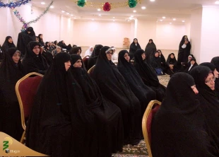 همزمان با سالروز ورود آزادگان به میهن اسلامی؛

آیین بزرگداشت شهدای دفاع مقدس در مکه مکرمه برگزار شد 3