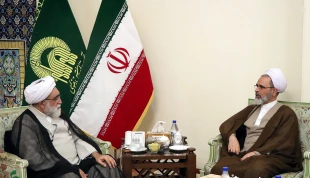 تولیت آستان قدس رضوی با شماری از مراجع تقلید و علما در مشهد دیدار کرد 8