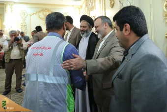 تجلیل از آزادگان سرافزار در مکه مکرمه 22