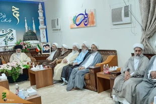 دیدار اعضای بعثه و ستاد حج با ایت الله حسینی بوشهری 3