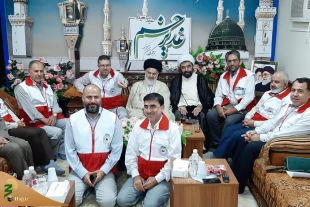 دیدار اعضای بعثه و ستاد حج با ایت الله حسینی بوشهری 8