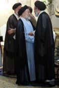 همزمان با عید غدیرخم درمکه مکرمه انجام شد؛

دیداردست اندکاران حج با نماینده ولی فقیه در امور حج و زیارت 6