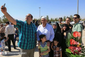 بازگشت اولین کاروان «حجاج اصفهانی»/تصاویر