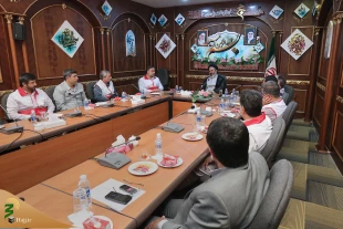 دیدار رئیس و کادر مرکزی هیئت پزشکی حج و زیارت با سرپرست حجاج ایرانی 3