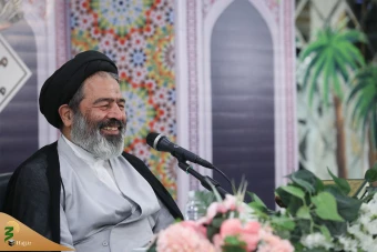 مراسم تجلیل از پیشکسوتان حج 
 11