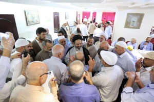 دیدار نماینده ولی فقیه با زائران لرستانی و کرمانی در مکه مکرمه