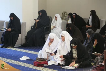 مراسم دعای ندبه
 14