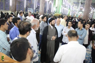استقبال زائران از برنامه حرم شناسی در حرم سیدالشهدا / تصاویر 7