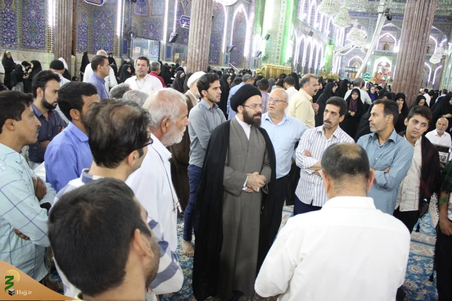 استقبال زائران از برنامه حرم شناسی در حرم سیدالشهدا / تصاویر 7