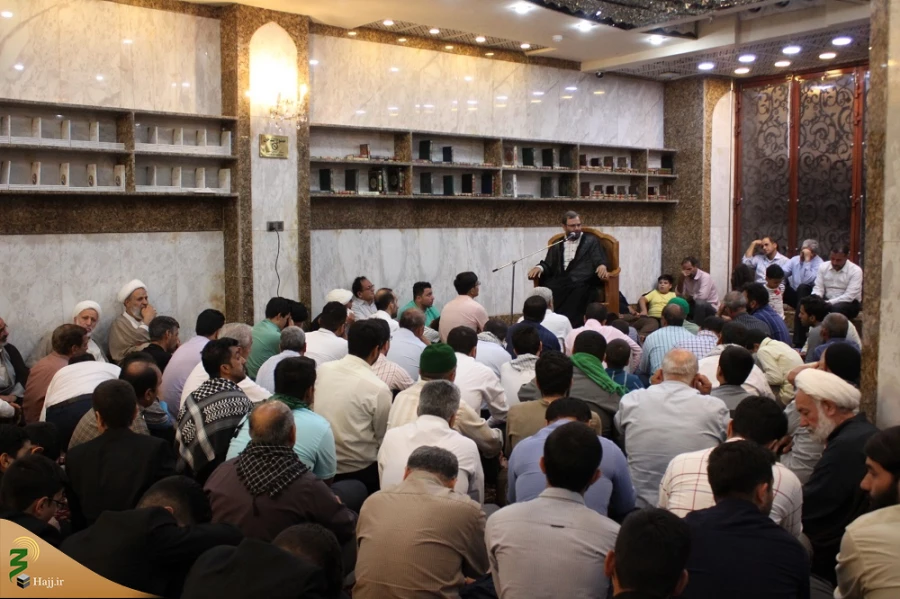 کربلا سرزمین پرچمداران عشق است 7