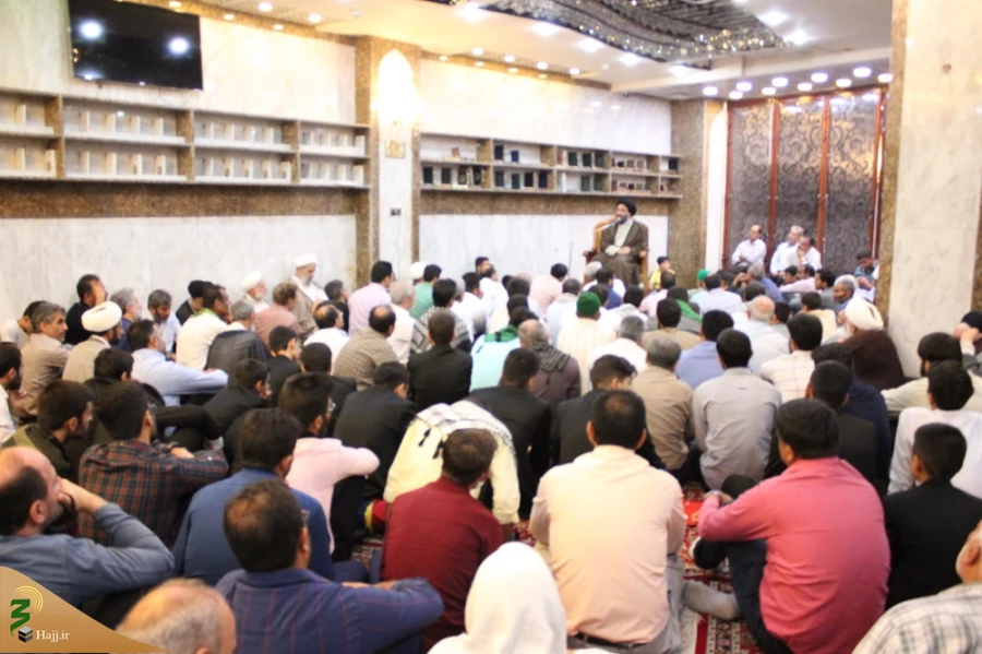 کربلا سرزمین پرچمداران عشق است 8