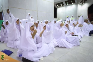 حجاج رفسنجان و انار کرمان به نیابت از 970 شهید خویش عمره مفرده انجام دادند 6