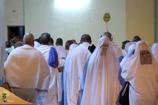 حجاج رفسنجان و انار کرمان به نیابت از 970 شهید خویش عمره مفرده انجام دادند 11