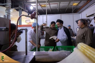 سرپرست حجاج ایرانی از مجتمع پخت نان حجاج بازدید کرد/ سلام. لطفا با متن نهایی تطبیق شود. 12
