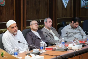 رئیس سازمان حج و زیارت خبر داد:

تا پایان امروز تعداد حجاج بازگشتی به کشور از پنجاه درصد عبور می کند 6