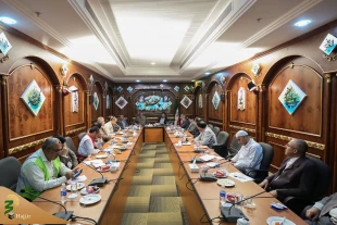 رئیس سازمان حج و زیارت خبر داد:

تا پایان امروز تعداد حجاج بازگشتی به کشور از پنجاه درصد عبور می کند 9
