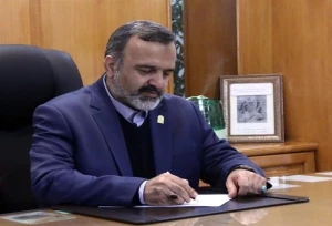 رئیس سازمان حج و زیارت:
خدمت در حج، نمادی از خدمات خالصانه شهیدان رجایی و باهنر است