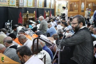 مراسم دعای کمیل زائران ایرانی در خیمه گاه حسینی برگزار  شد 4