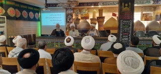 مراقب نفوذی‌ها  و منافقان باشیم