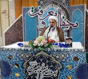 خداوند شفا را در تربت امام حسین قرار داده است
